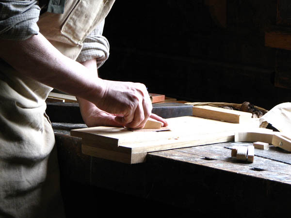 Nuestra <strong>carpintería de madera en  Calonge de Segarra</strong> es una empresa de <strong>herencia familiar</strong>, por lo que  contamos con gran <strong>experiencia </strong>en la profesión.